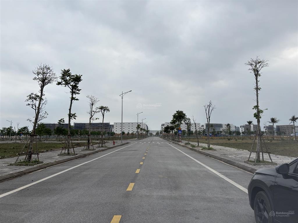 Chính chủ bán đất nền dự án green valley tọa lạc tại đường 18, p. hải yên, móng cái, quảng ninh