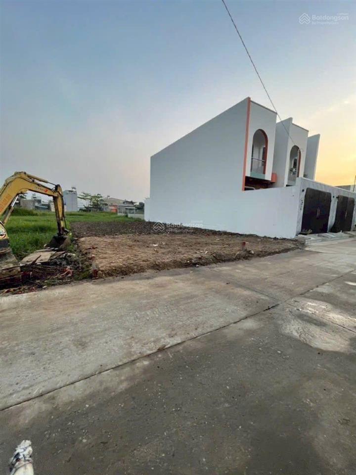 Đất thổ cư full 5x21 vị trí đẹp 1sẹc hà duy phiên xây dựng hoàn công ngay