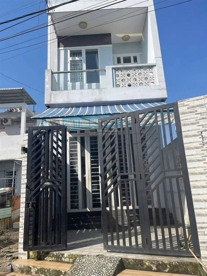 Nhà đẹp shr 1 trệt 1 lầu diện tích 138m2 gần đường hà duy phiên