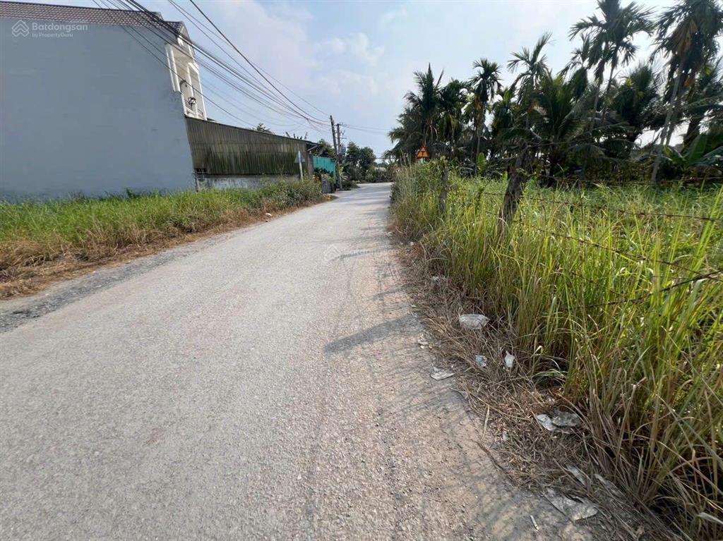 Chủ cần bán đất thổ cư 5x18m mặt tiền đường nhựa 8m 181 thông xe tải