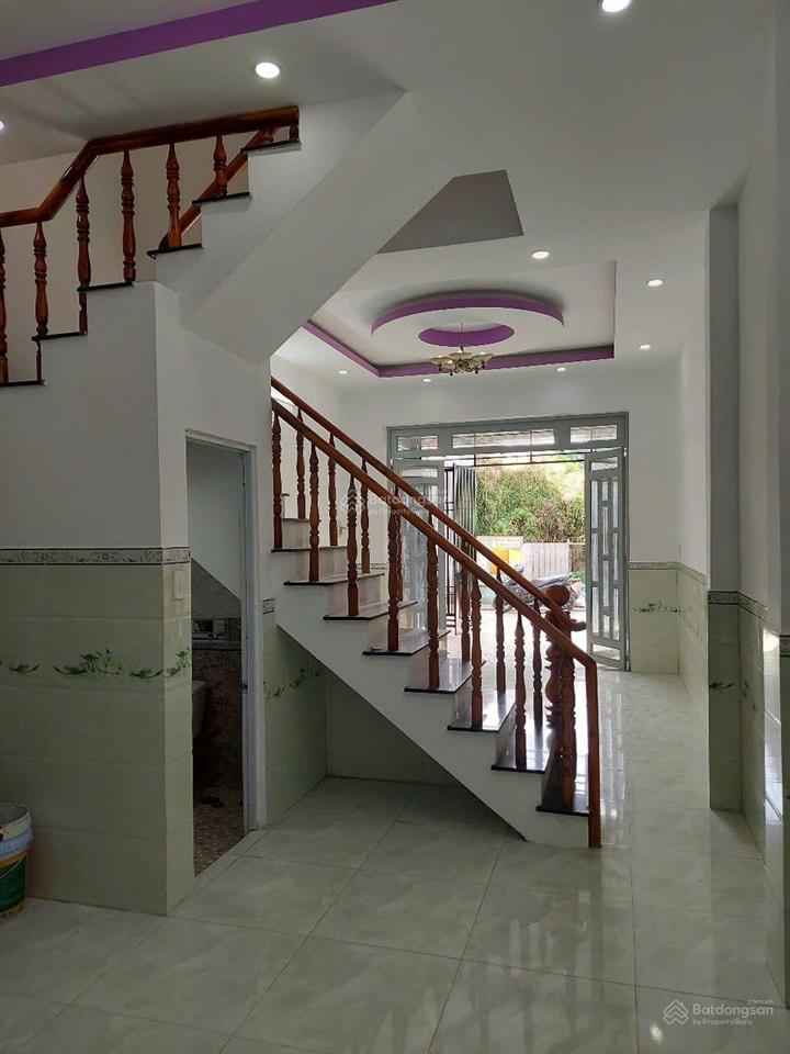 Nhà đẹp 1 trệt 2 lầu, 4 pn, 3 tolet dọn vào ở ngay vị trí thuận tiện cách đường hà duy phiên 250m