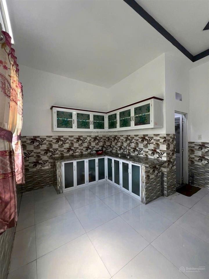 Bán gấp nhà 1 trệt 1 lầu 2pn cực đẹp bình mỹ gần quận 12. đường ô tô 4m