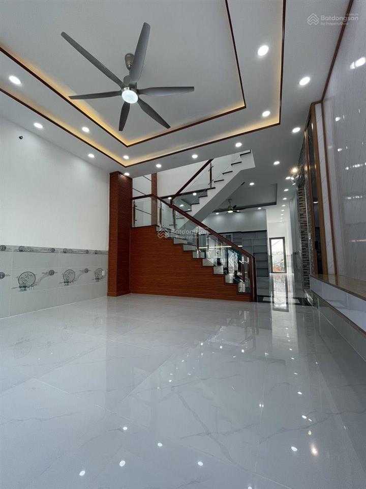 Nhà shr 1 trệt 1 lầu cực đẹp tại bình mỹ cách cầu rạch tra 2km. cách đường bình mỹ 200m.