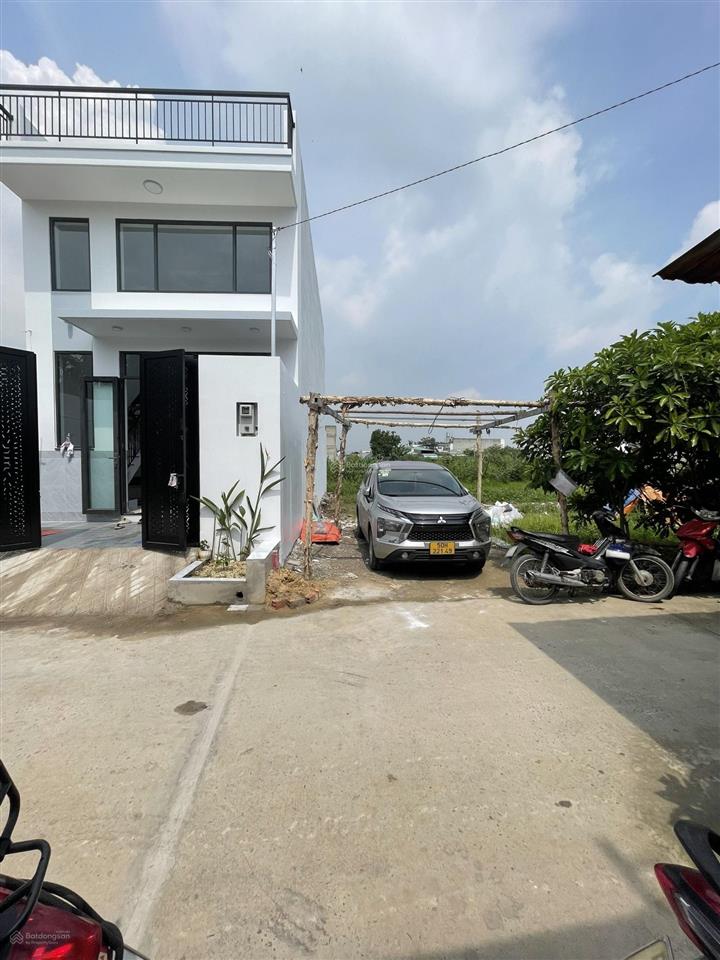 Cần bán gấp lô đất thổ cư 5m x 17m xây dựng hoàn công. cách đường hà duy phiên 200m đường thông oto