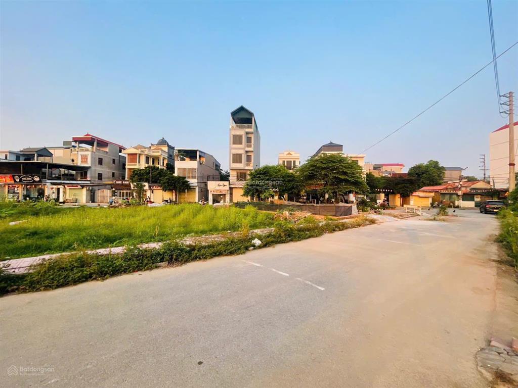Tài chính tầm 9 tỷ sở hữu ngay lô đất dịch vụ an thượng 90m2, mặt đường 36m