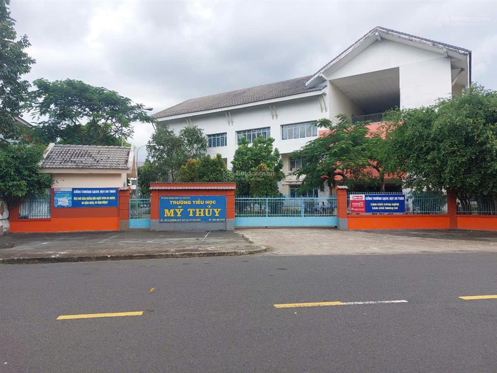 Bán đất sổ đỏ cá nhân tại cát lái.quận 2.sát cụm trường học các cấp. dt 5x20m(100m2) giá 72 tr/m2.