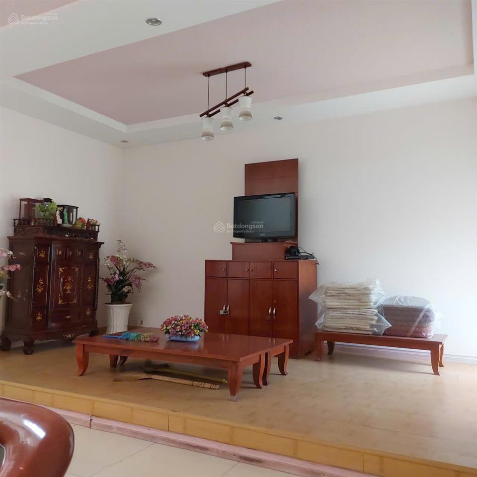 Bán căn nhà khu bcr tam đa quận 9. dt 7x24.5m. kết cấu 1 trệt 2 lầu 4pn 5wc. sổ hồng. giá 8.8 tỷ.