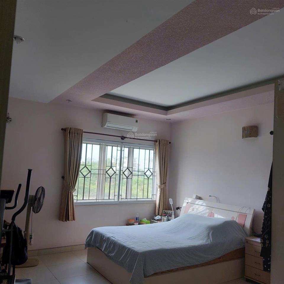 Bán gấp nhà khu bcr tam đa quận 9 dt 7x24.5m. kết cấu 1 trệt 2 lầu 4pn 5wc sổ hồng. giá 8.8 tỷ (tl)