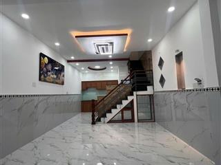 Bán nhà cách gigamall phạm văn đồng 300m. dtsd 85m2. 1 trệt 1 lầu. 3pn 2wc. sổ hồng. giá 5.3 tỷ