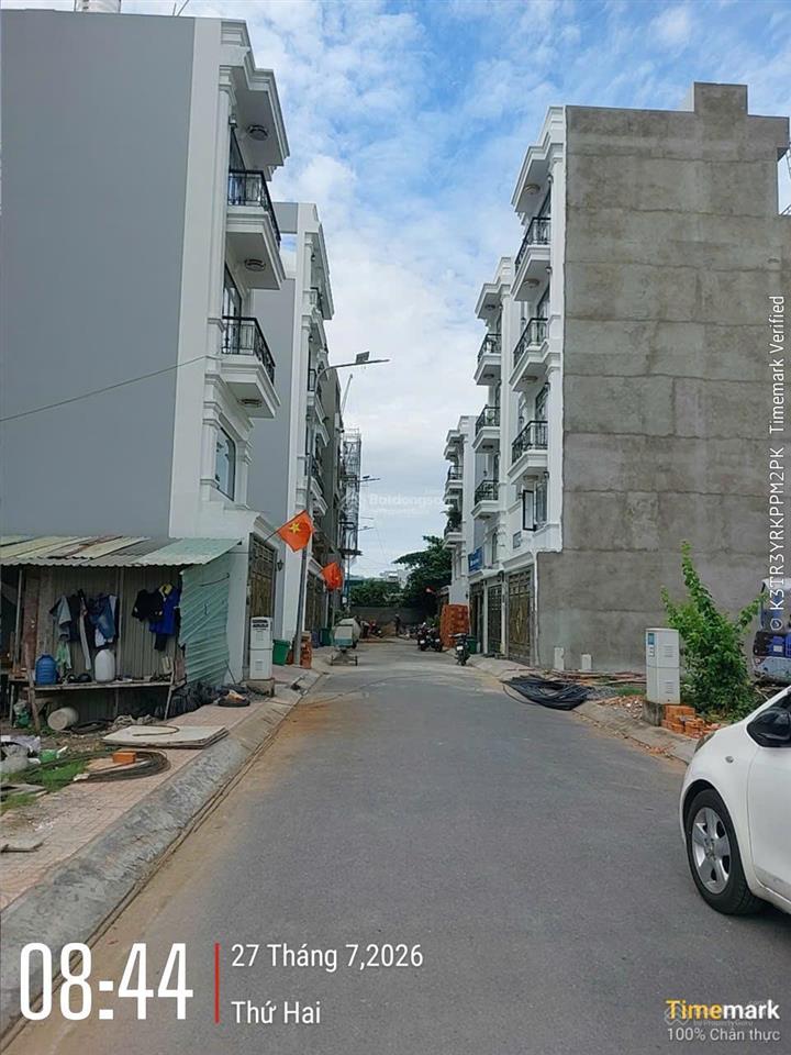 Bán nhà gần đường phạm văn đồng. p.hiệp bình chánh thủ đức. 1 trệt 4 lầu. nội thất đẹp. giá 8,8 tỷ