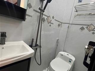 Bán nhà cách gigamall phạm văn đồng 200m. nhà mới đẹp 3 pn 2 wc. sổ hồng chính chủ. giá 5.3 tỷ.