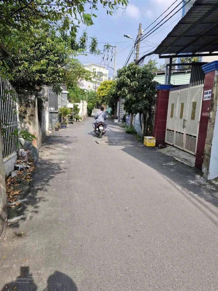 Bán nhà phố khu ven sông sài gòn.sát đường phạm văn đồng.hbc thủ đức. 1 trệt 2 lầu. shr.giá 8.8 tỷ.