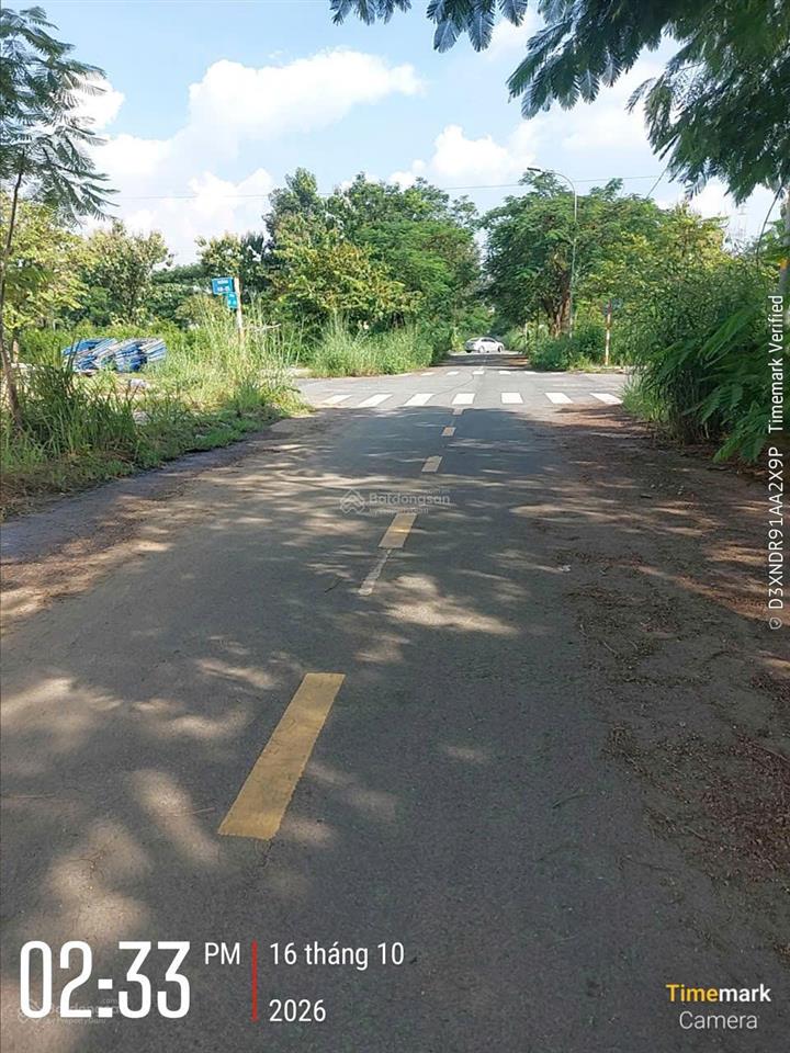Bán lô đất tại khu đô thị cát lái q2  153ha. gần đại học umt. dt 7x20m(140m2) giá chi 62 tr/m2