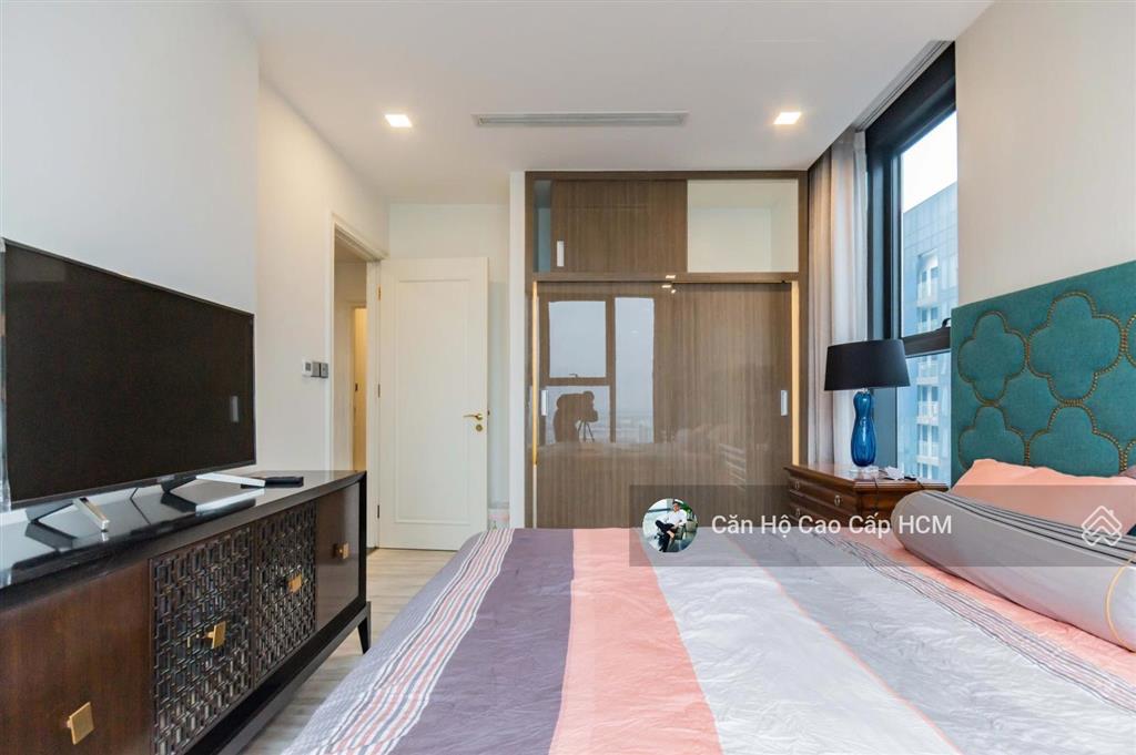 Cần cho thuê căn hộ 3pn 118m2 vinhomes ba son view trực diện sông, nội thất châu âu. 0932 106 ***