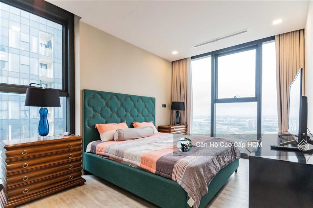 Cần cho thuê căn hộ 3pn 118m2 vinhomes ba son view trực diện sông, nội thất châu âu. 0932 106 ***