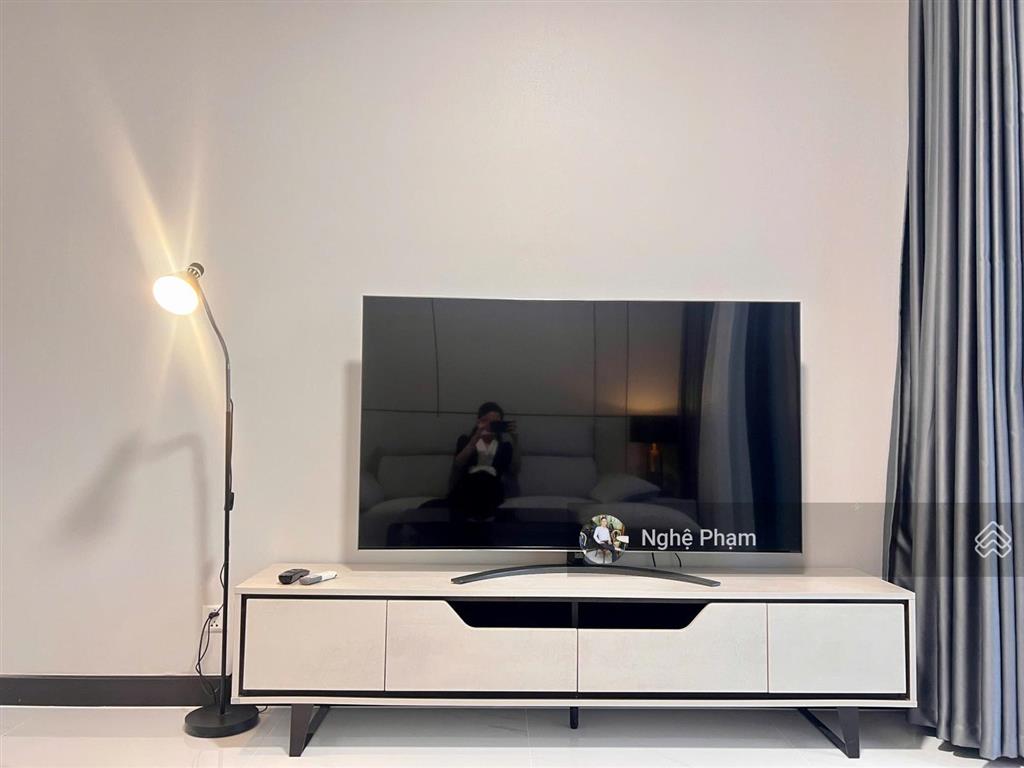 Cho thuê căn hộ 2 phòng ngủ empire city thủ thiêm, nội thất cao cấp sang trọng, view sông, mát mẻ