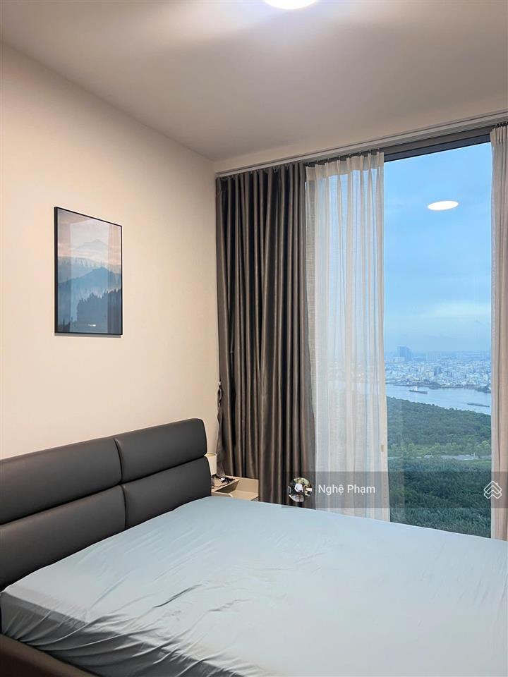Cho thuê căn hộ 2 phòng ngủ empire city thủ thiêm, nội thất cao cấp sang trọng, view sông, mát mẻ