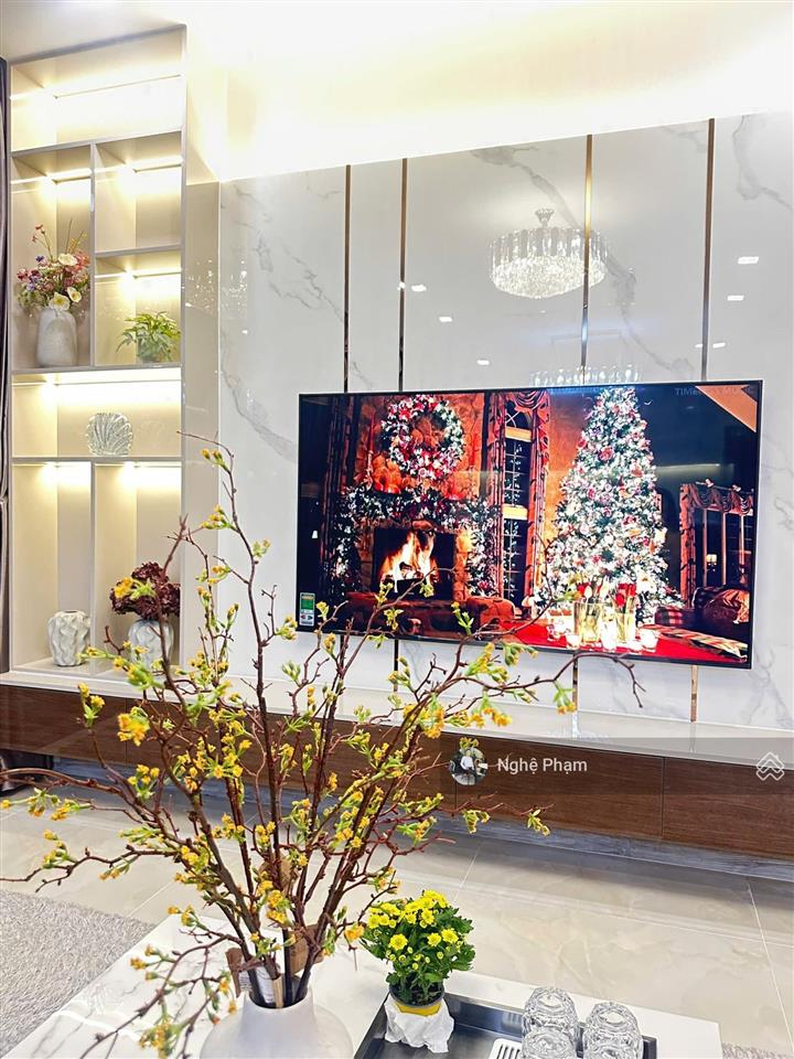 Cần bán căn hộ 3pn vòng cung vinhomes golden river. trục đẹp nhất dự án, view sông, view bitexco.