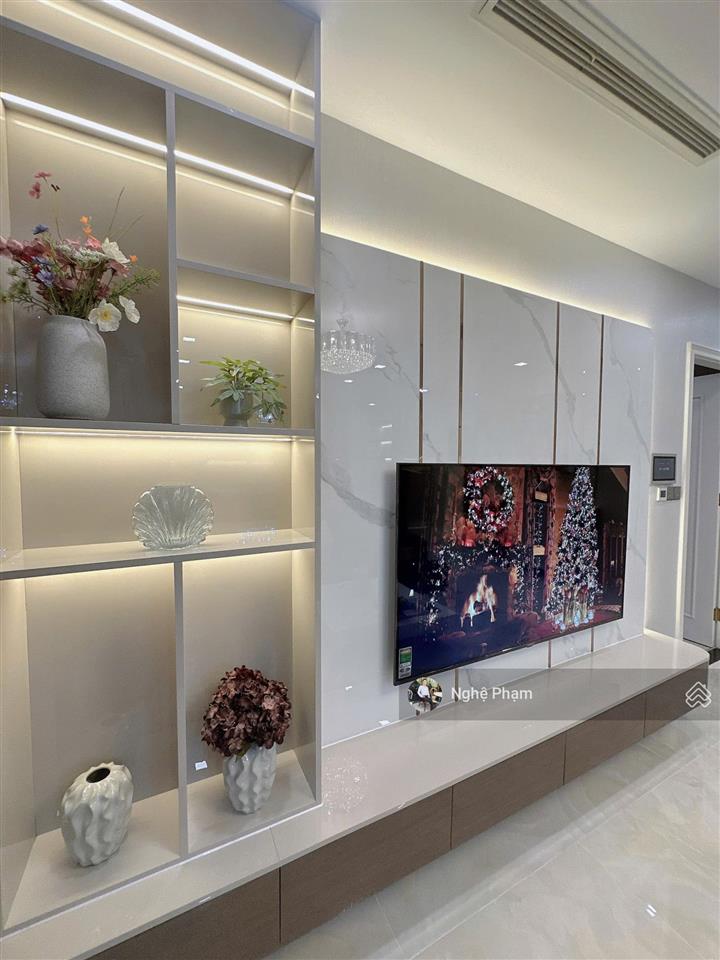 Cần bán căn hộ 3pn vòng cung vinhomes golden river. trục đẹp nhất dự án, view sông, view bitexco.