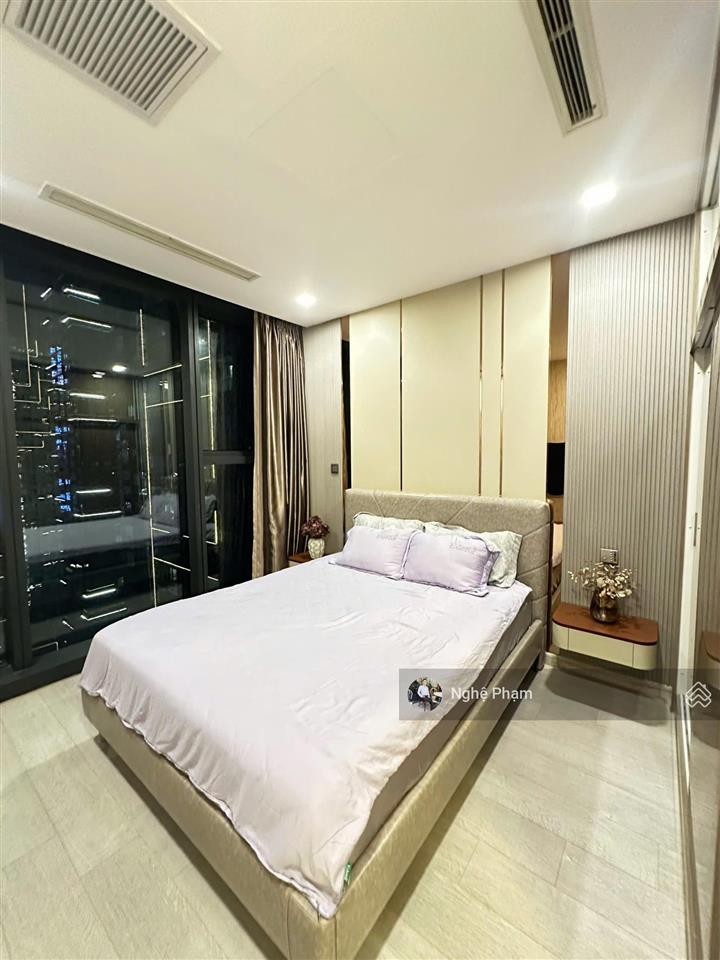 Cần bán căn hộ 3pn vòng cung vinhomes golden river. trục đẹp nhất dự án, view sông, view bitexco.