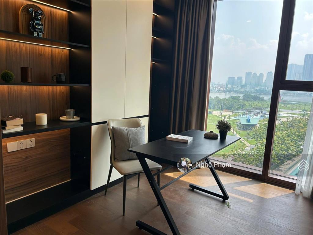 Cần cho thuê căn hộ 4pn 180m2 galleria  metropole thủ thiêm. nội thất hiện đại, view sông, bitexco