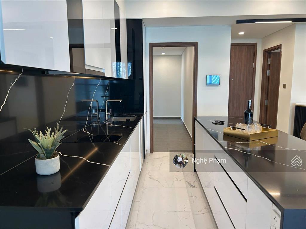 Cần cho thuê căn hộ 4pn 180m2 galleria  metropole thủ thiêm. nội thất hiện đại, view sông, bitexco