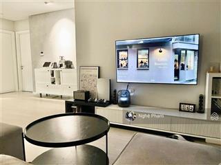 Cần bán căn hộ 2 phòng ngủ hà đô centrosa q10. tầng cao, view bitexco, hướng đông nam nội thất đẹp