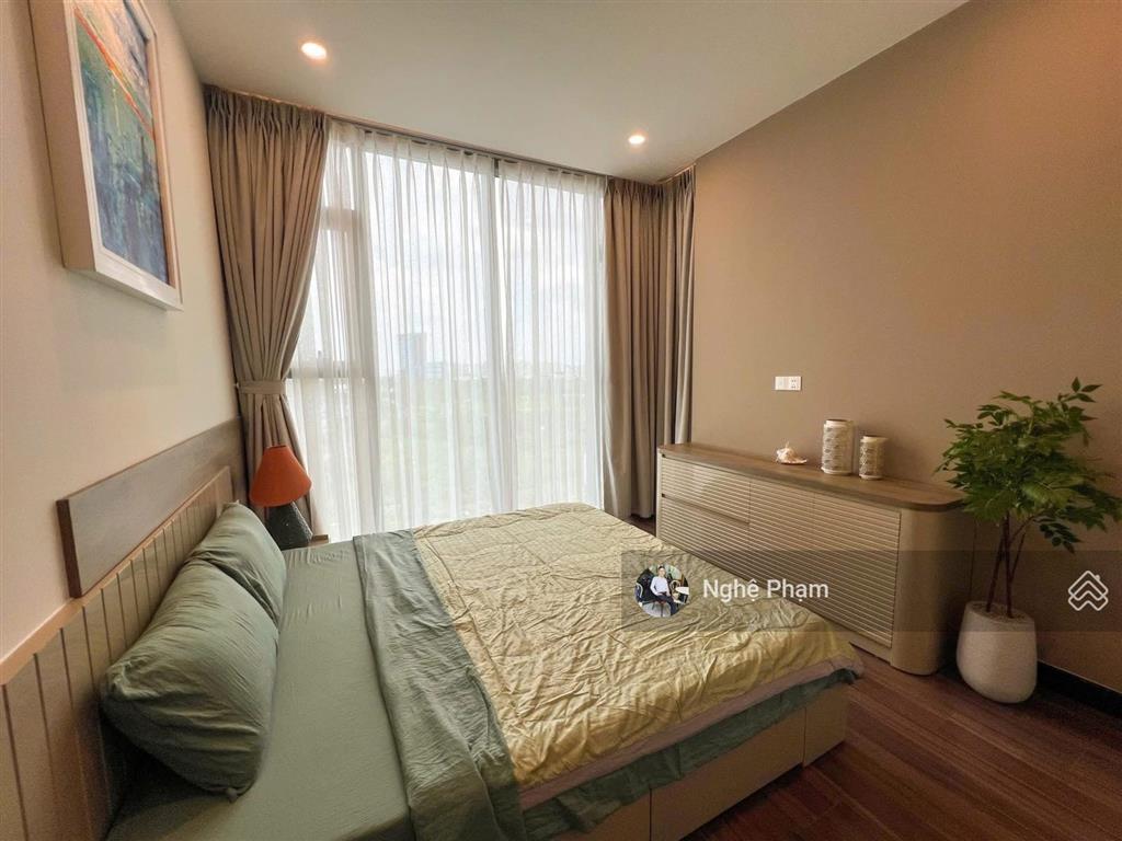 Đang trống sẵn cần cho thuê căn hộ 2pn empire city. view thoáng, hướng mát, nội thất đẹp cao cấp