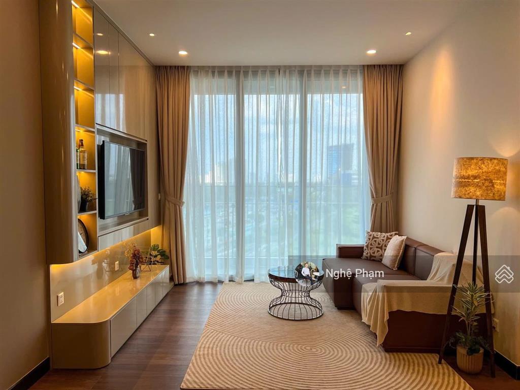 Đang trống sẵn cần cho thuê căn hộ 2pn empire city. view thoáng, hướng mát, nội thất đẹp cao cấp