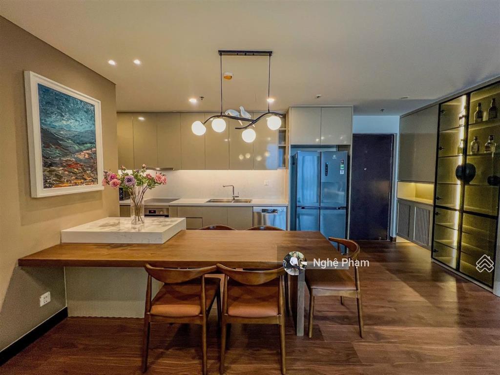 Đang trống sẵn cần cho thuê căn hộ 2pn empire city. view thoáng, hướng mát, nội thất đẹp cao cấp