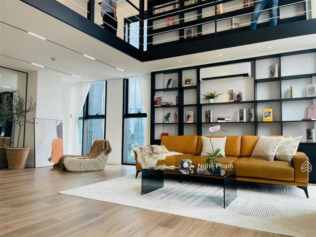 Cho thuê căn hộ loft tầng cao view đẹp 3pn 3wc. galleria  metropole. sang trọng và đẳng cấp
