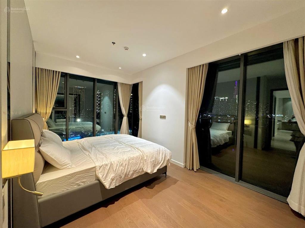 Cần bán gấp căn hộ 3pn the crest  metropole. view trực diện sông, cầu ba son, nội thất mới