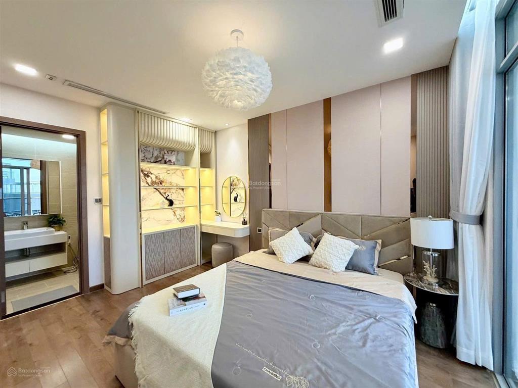 Cần cho thuê căn hộ 2pn khu park tại vinhomes central park, nội thất hiện đại decor mới, nhà đẹp