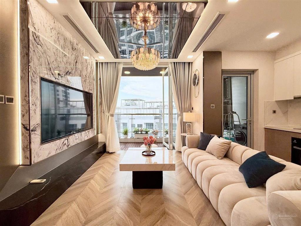 Cần cho thuê căn hộ 2pn khu park tại vinhomes central park, nội thất hiện đại decor mới, nhà đẹp