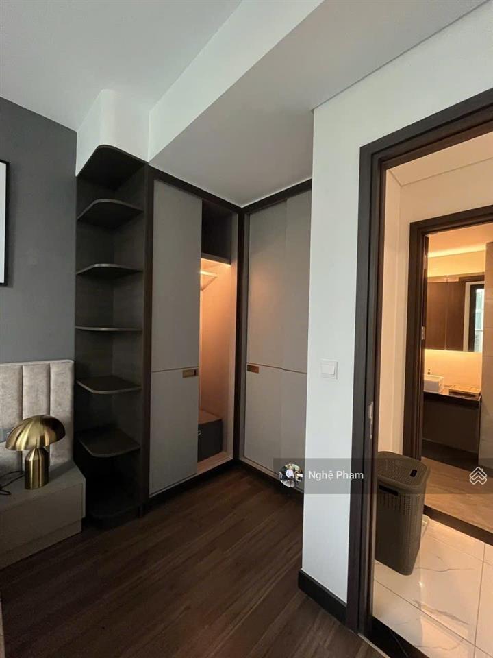 Cần bán gấp căn hộ 1pn toà tilia empire city thủ thiêm. view hồ bơi, view sông. hướng đông nam