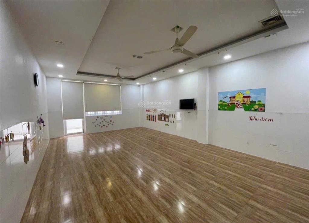 Cần sang nhượng trường mầm non ong vàng khu đô thị vcn phước hải, nha trang