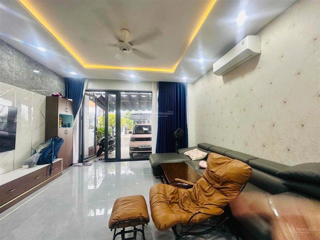 Bán nhà 3 tầng để lại full nội thất kđt mỹ gia gói 8