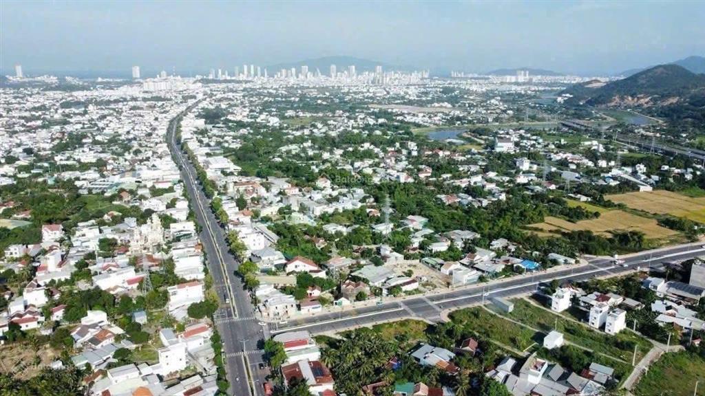 Hạ giá bán nhanh lô góc mặt tiền đường d30  phường tây nha trang giá chỉ 3.1 tỷ