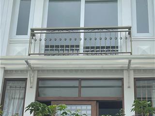 Bán nhà mặt tiền đường nguyễn thị minh khai, trung tâm nha trang.