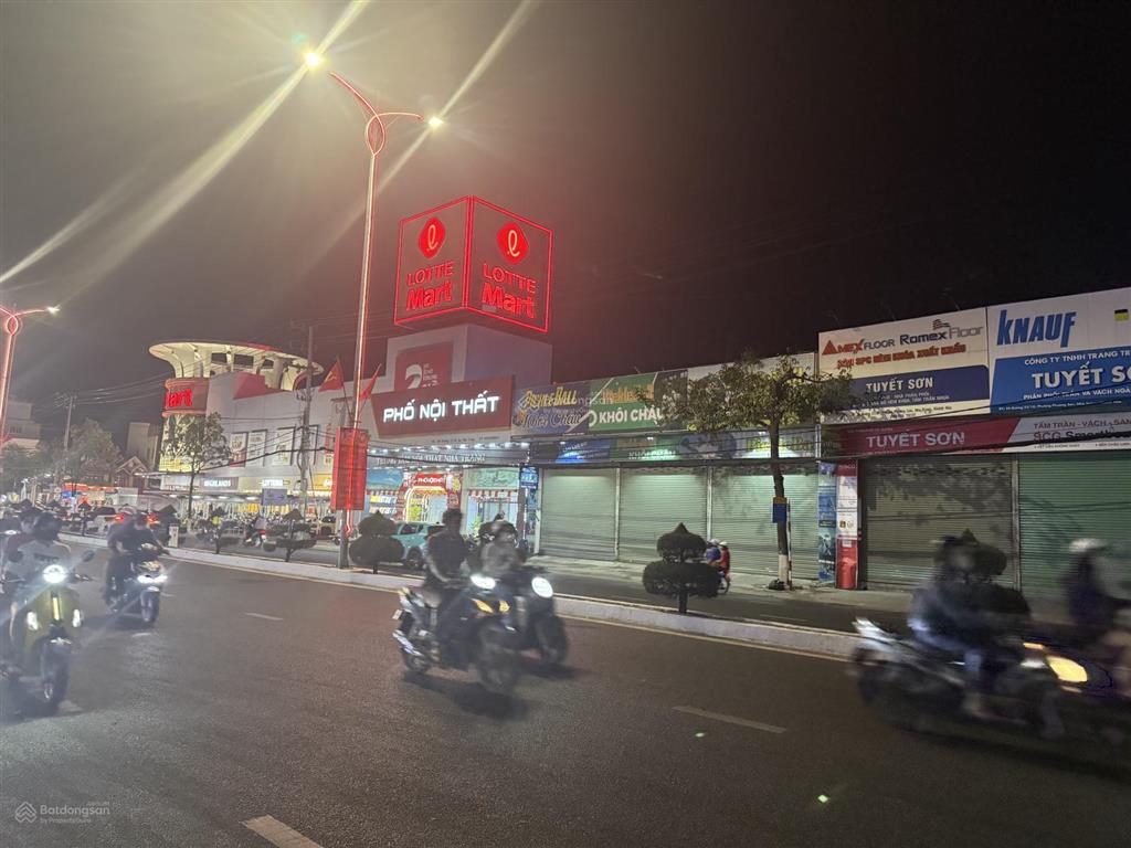 Bán đất mặt tiền đường 23/10 nha trang gần siêu thị lotte