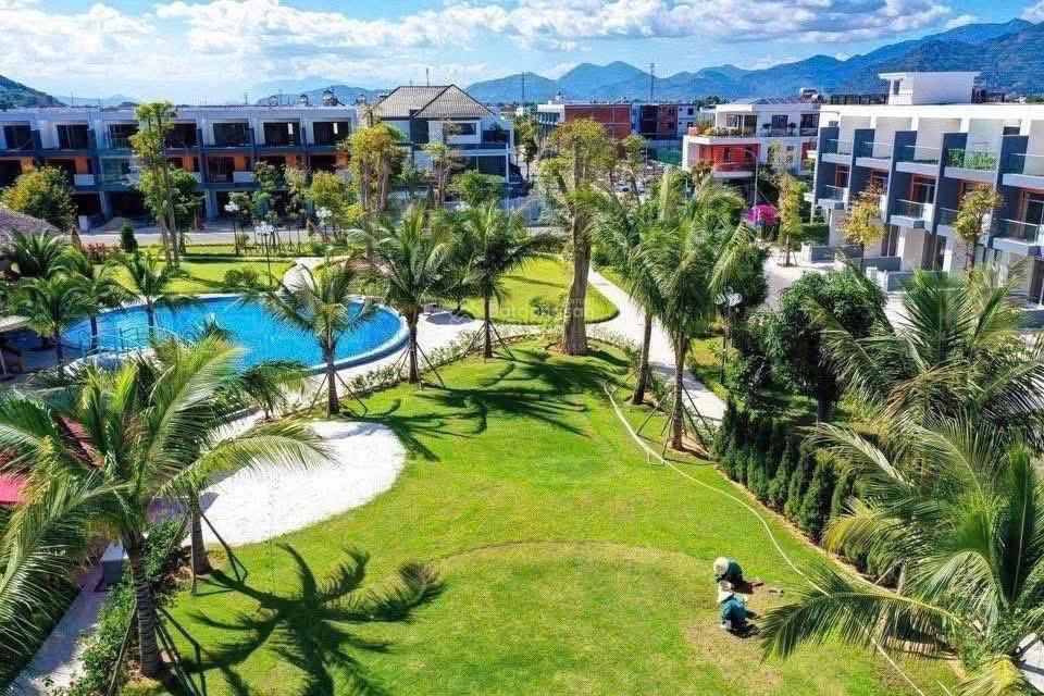 Cho thuê shophouse the capella gói 8 khu đô thị mỹ gia nha trang
