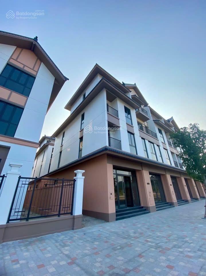 Bán căn liền kề xẻ khe gần biển 50m vin pearl bay nha trang giá tốt nhất thị trường