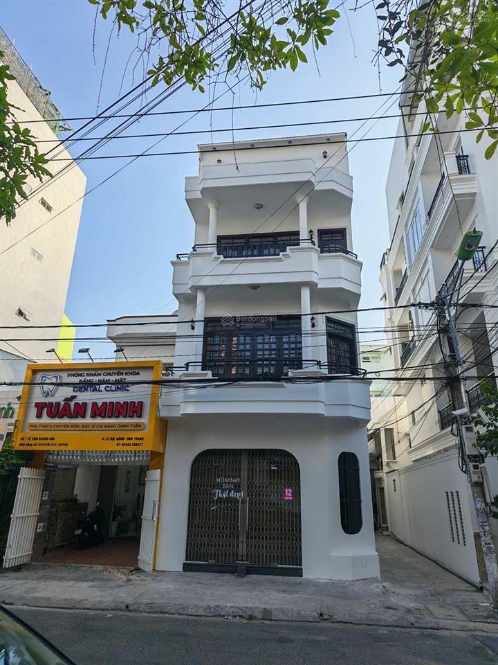 Bán nhà căn góc hai mặt tiền đường lê đại hành, trung tâm khu bàn cờ nha trang.