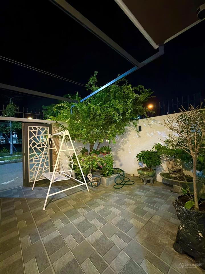 Cho thuê biệt thự đẹp 200m2, 3 tầng mới full nội thất cao cấp, gói 2 mỹ gia  nha trang
