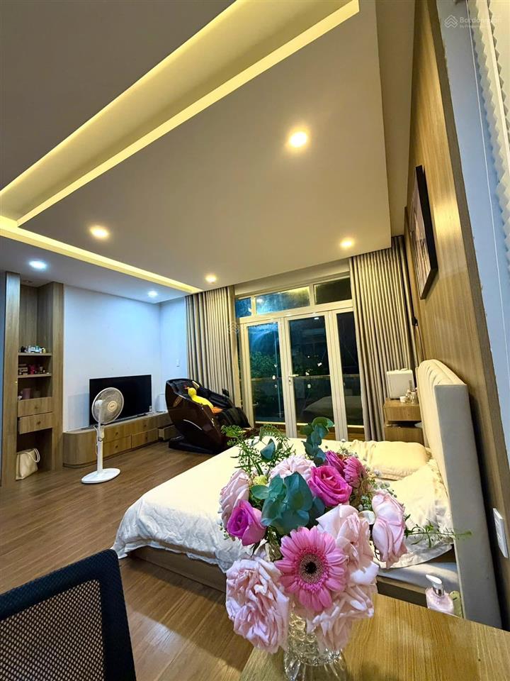 Cho thuê biệt thự đẹp 200m2, 3 tầng mới full nội thất cao cấp, gói 2 mỹ gia  nha trang