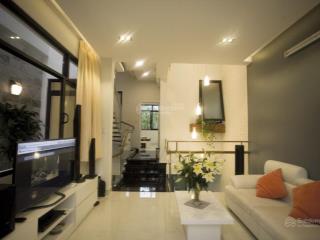 Định cư bán gấp nhà xe hơi q5, biệt thự, villa ngang 8,8m dài 28m, hạ giá gấp chỉ còn 30 tỷ bớt lộc