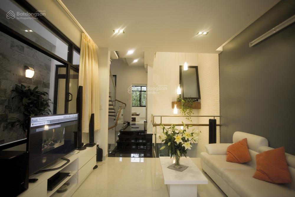 Mặt tiền kinh doanh đẹp nhất đường bà hạt, nguyễn tri phương, sư vạn hạnh, 4.1x20m, 6t, có lề q10