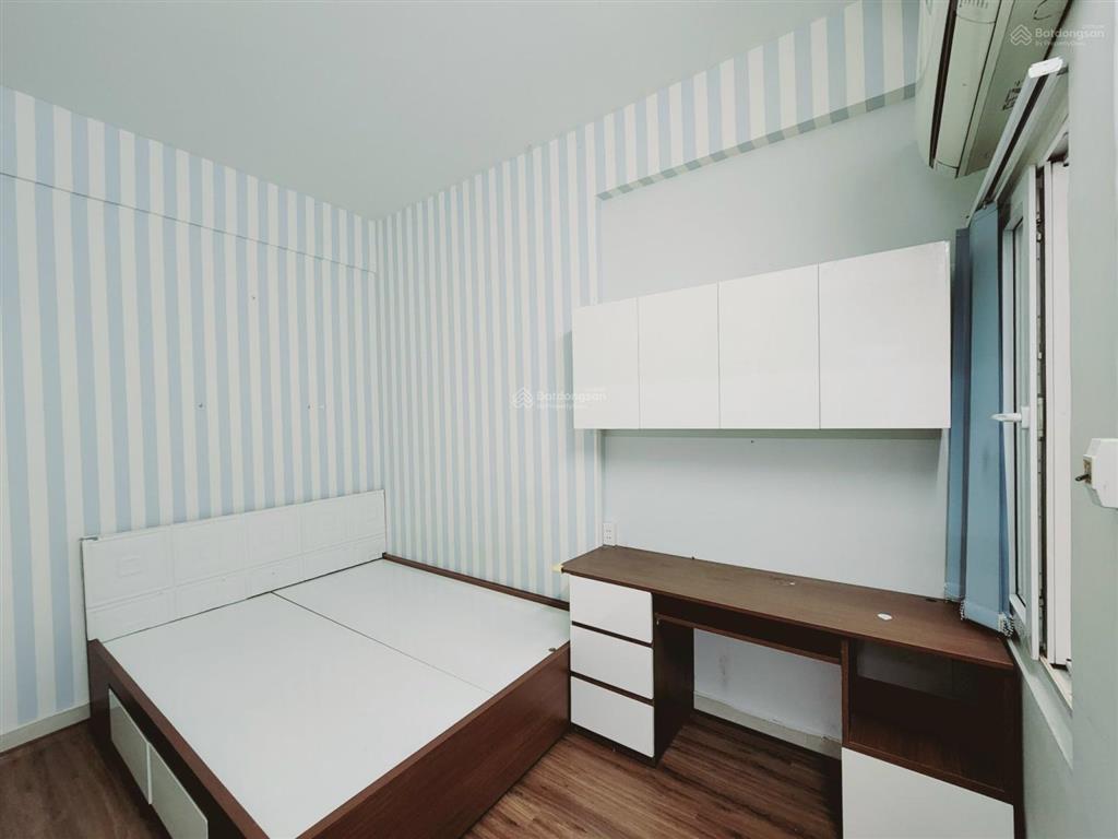 Cho thuê the cbd 2 phòng ngủ, 2wc, tầng trung, nội thất đầy đủ, giá thuê 10 triệu,  0938 264 ***