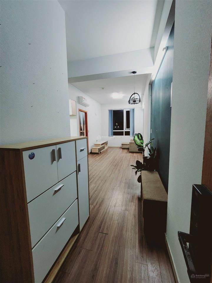 Cho thuê the cbd 2 phòng ngủ, 2wc, tầng trung, nội thất đầy đủ, giá thuê 10 triệu,  0938 264 ***