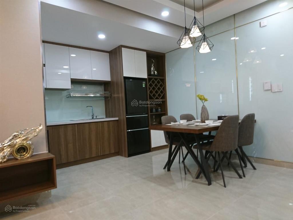 Bán krista 2 phòng ngủ, 80m2, có sổ, view thoáng, nội thất đầy đủ, giá tốt 5,65 tỷ, view đông nam